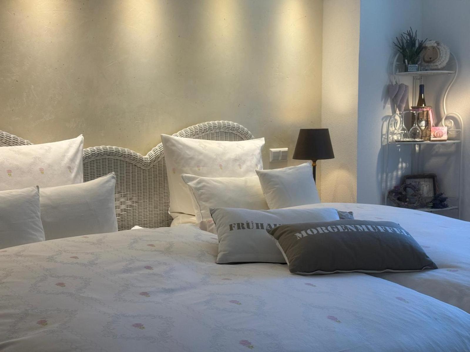 Gaestehaus Ina-Maria, Apartments Obernhof المظهر الخارجي الصورة